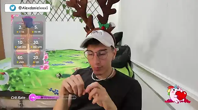 Snapshot of Jackson_Careyy chatting on 12.12.24 Jackson Careyy online show from 12.12.24