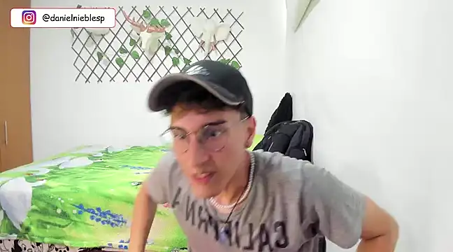 Snapshot of Jackson_Careyy chatting on 01.08.25 Jackson Careyy online show from 01.08.25