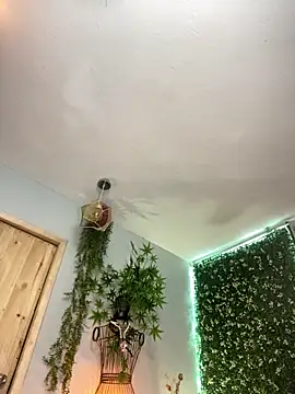 Snapshot of VickyJackson_ chatting on 02.26.26 VickyJackson online show from 02.26.26