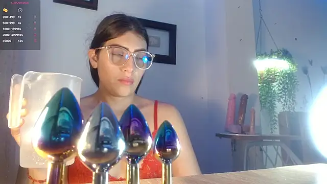 Snapshot of DaMikaela_ chatting on 09.30.25 DaMikaela online show from 09.30.25
