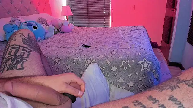 AbbyAndChris2 online show from 04.29.26