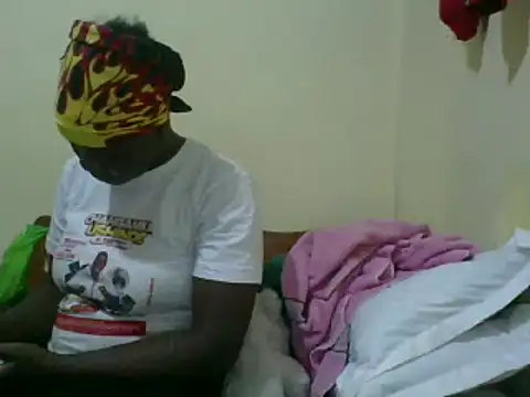 Snapshot of sweet-frida22 chatting on 03.07.25 sweet-frida22 online show from 03.07.25