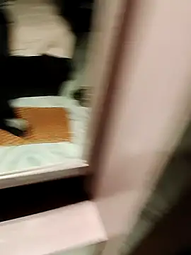 Snapshot of xxxhugedick0001 chatting on 12.04.24 xxxhugedick0001 online show from 12.04.24