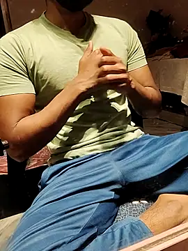 Snapshot of xxxhugedick0001 chatting on 02.24.25 xxxhugedick0001 online show from 02.24.25