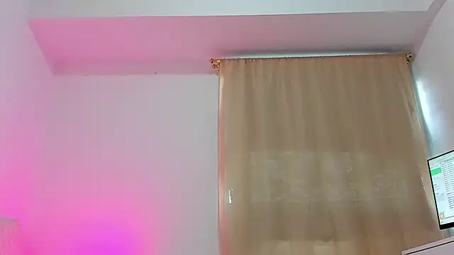 soyamandaa  online show from 10.27.25