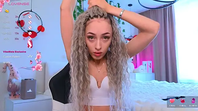 Lana me online show from 02.25.25