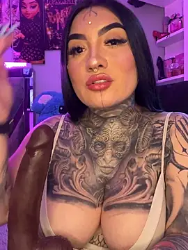 CloeeBeckam online show from 02.20.26