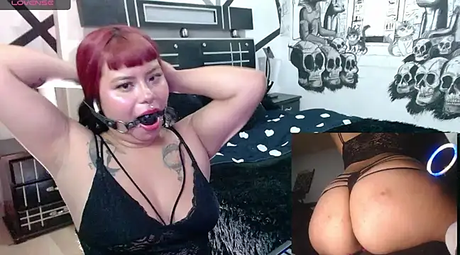 miss cloverrr online show from 12.12.24