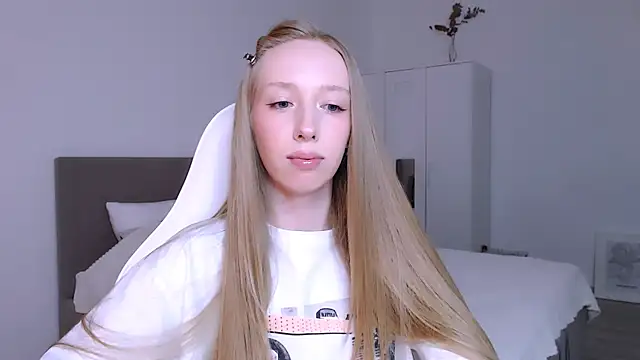 Luna insniity online show from 11.30.25