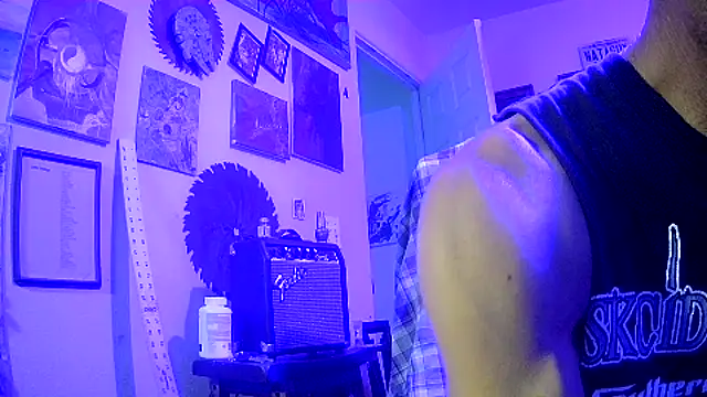 Snapshot of druetrue chatting on 09.18.25 druetrue online show from 09.18.25