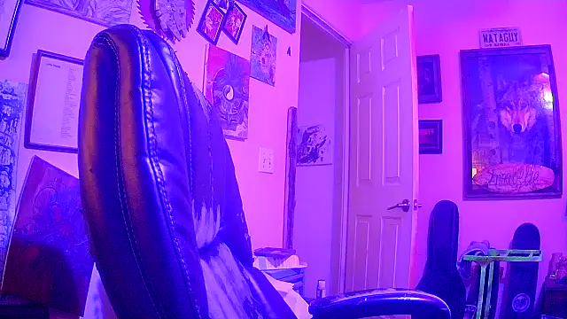 Snapshot of druetrue chatting on 10.17.25 druetrue online show from 10.17.25