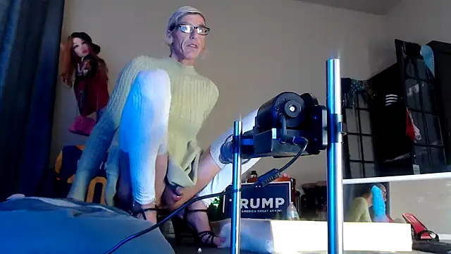 Snapshot of Taylorsexbot chatting on 12.24.24 Taylorsexbot online show from 12.24.24