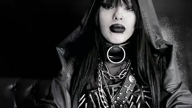 XXIOUX online show from 04.26.26