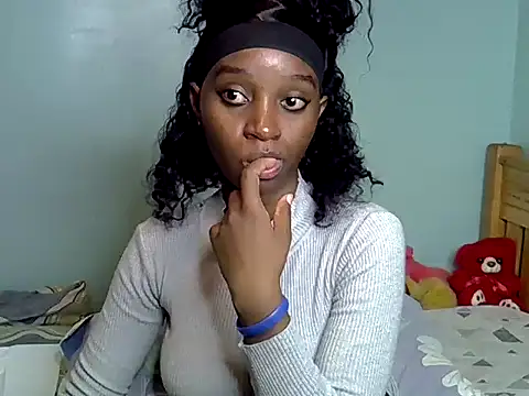 Snapshot of Enkarxx chatting on 02.05.25 Enkarxx online show from 02.05.25