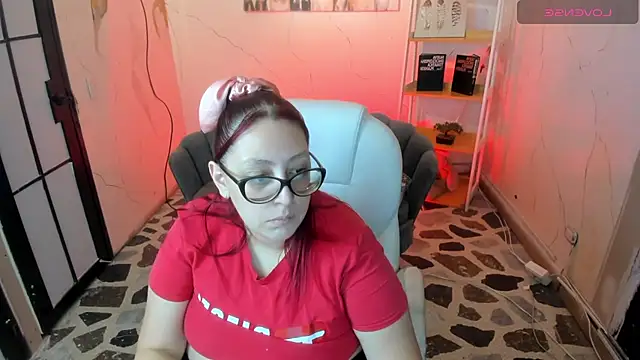 NiickyJones online show from 09.16.25