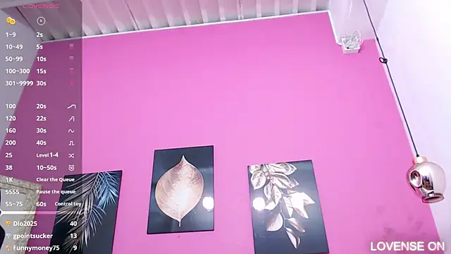 littlee emilyy  online show from 03.22.25