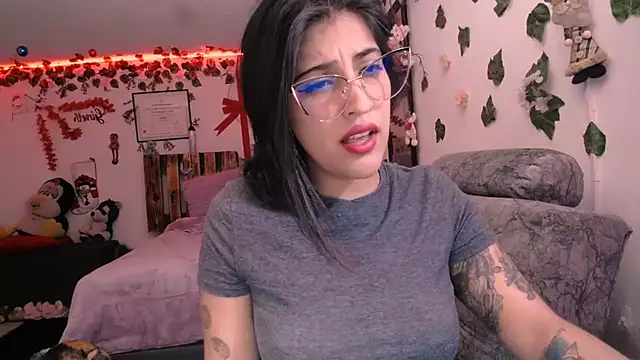 Snapshot of azahar__ziiz chatting on 01.02.25 azahar  ziiz online show from 01.02.25