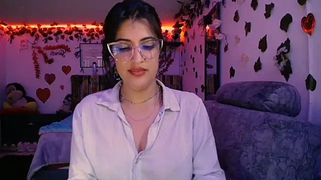 Snapshot of azahar__ziiz chatting on 03.03.25 azahar  ziiz online show from 03.03.25