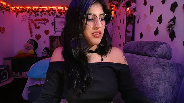 Snapshot of azahar__ziiz chatting on 03.07.25 azahar  ziiz online show from 03.07.25