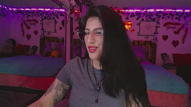 Snapshot of azahar__ziiz chatting on 09.18.25 azahar  ziiz online show from 09.18.25