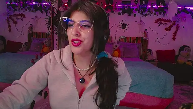 Snapshot of azahar__ziiz chatting on 10.07.25 azahar  ziiz online show from 10.07.25