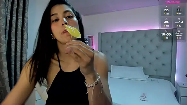 Snapshot of andykiuty chatting on 03.20.25 andykiuty online show from 03.20.25