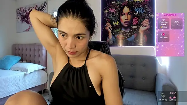 Snapshot of andykiuty chatting on 10.23.25 andykiuty online show from 10.23.25