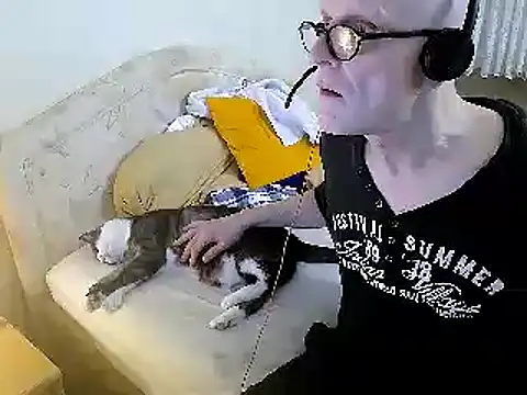 Snapshot of HornyRalfi55 chatting on 03.12.25 HornyRalfi55 online show from 03.12.25