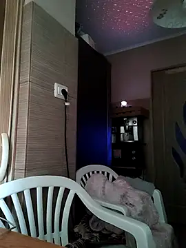 Snapshot of Tasty_Shape chatting on 01.14.26 Tasty Shape online show from 01.14.26