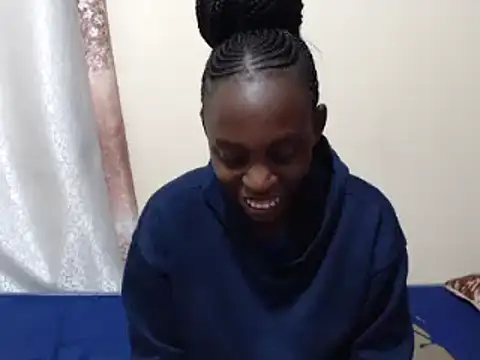 Snapshot of lizbela1 chatting on 02.22.25 lizbela1 online show from 02.22.25