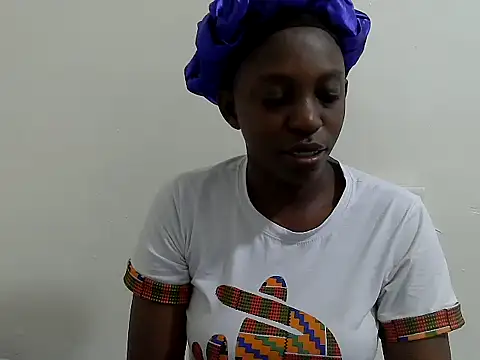 Snapshot of lizbela1 chatting on 09.12.25 lizbela1 online show from 09.12.25
