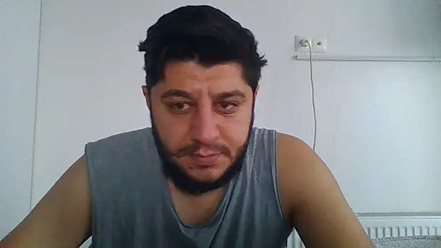 Snapshot of erkekkkadam chatting on 12.25.24 erkekkkadam online show from 12.25.24