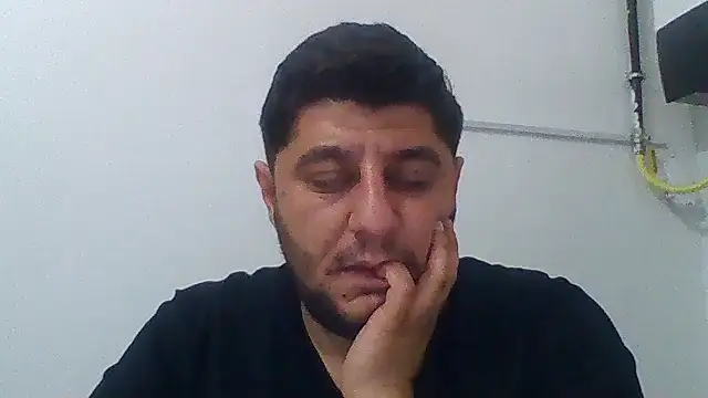 Snapshot of erkekkkadam chatting on 10.11.25 erkekkkadam online show from 10.11.25