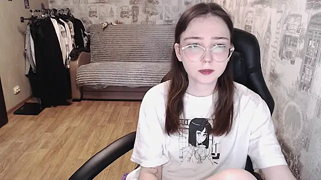 AmeliaKamishiro online show from 03.20.25