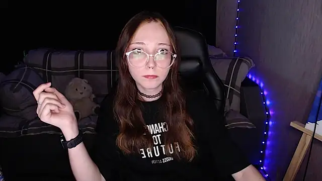 AmeliaKamishiro online show from 10.13.25