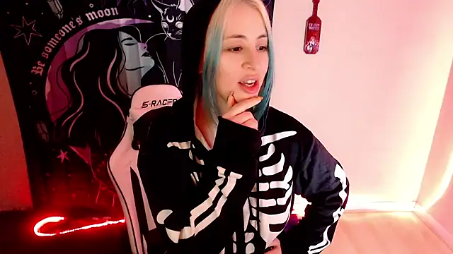 GoddessLilitu online show from 01.04.25