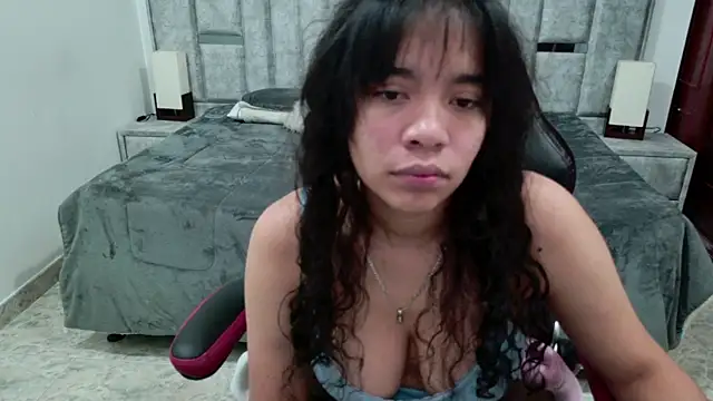 laureentt  online show from 06.03.26