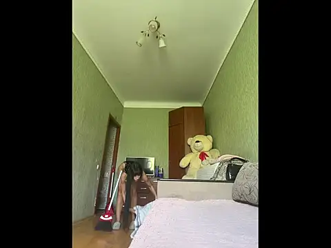 Snapshot of Miss_Flexi_fit chatting on 05.28.26 Miss Flexi fit online show from 05.28.26