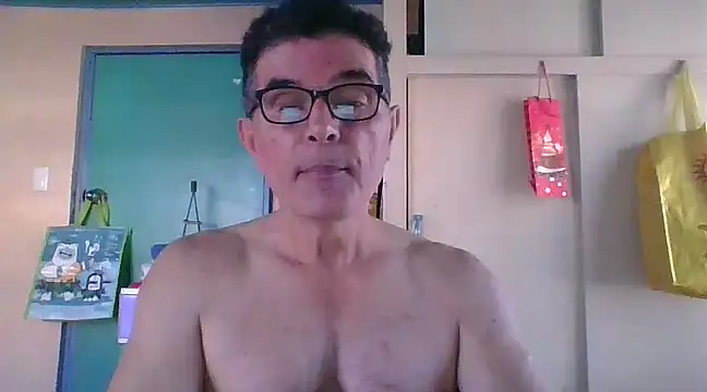 Snapshot of kavir-sebastien chatting on 03.20.25 kavir-sebastien online show from 03.20.25