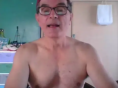 Snapshot of kavir-sebastien chatting on 09.22.25 kavir-sebastien online show from 09.22.25