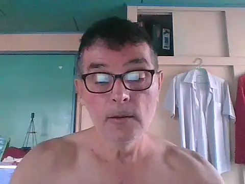 Snapshot of kavir-sebastien chatting on 10.21.25 kavir-sebastien online show from 10.21.25
