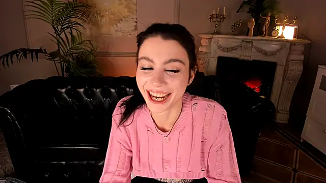 Snapshot of Ashley-Urban chatting on 03.14.25 Ashley-Urban online show from 03.14.25