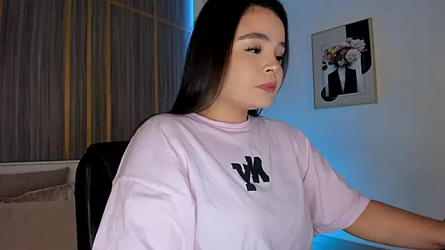 Snapshot of IsabellaAllen chatting on 02.24.26 IsabellaAllen online show from 02.24.26