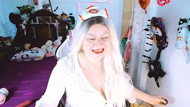 SofiaOlivares online show from 09.25.25