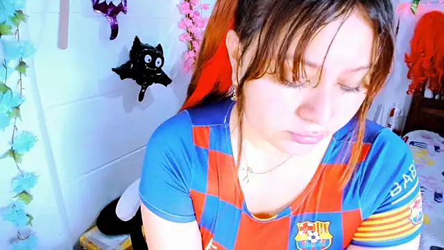 SofiaOlivares online show from 10.10.25