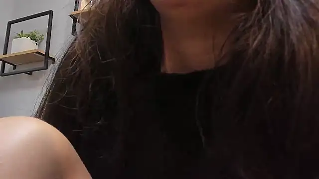 Eva Macalliter online show from 03.16.25