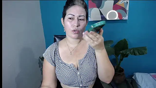 Sunny rayz  online show from 11.24.25