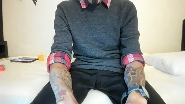 RoosterWabbit online show from 10.04.25