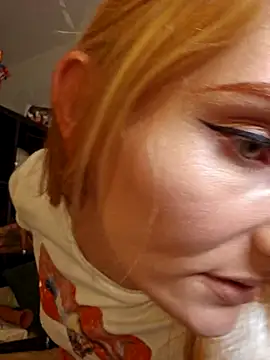 LessiaMia online show from 04.22.26