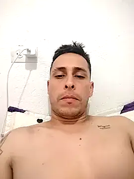 Snapshot of andresardila chatting on 12.07.24 andresardila online show from 12.07.24